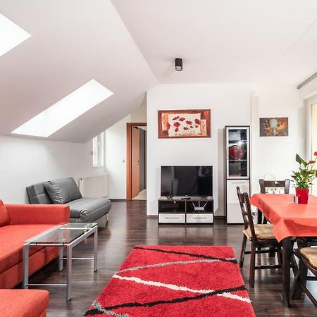 Grand 56 Apartman-كيستاي المظهر الخارجي الصورة